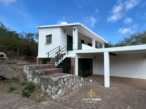 Las Acacias 100