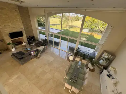 Casa en Venta de 5 dormitorios