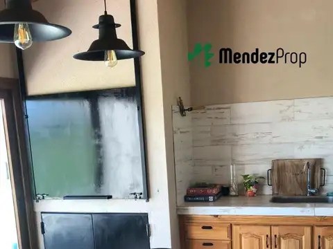 Casa en Alquiler Temporal con 4 cocheras