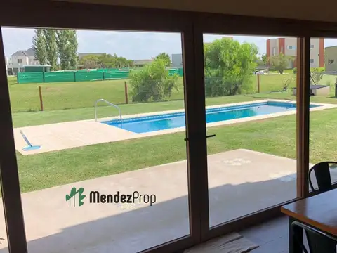 Casa 4 ambientes con 3 baños