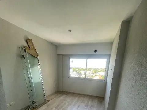 Departamento en venta de 2 Ambientes con cochera opcional en Quilmes