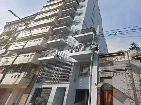 Monoambiente divisible, contrafrente piso 10 B