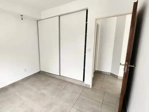 ALQUILER DE DEPARTAMENTO 2 AMBIENTES CASEROS, SIN EXPENSAS