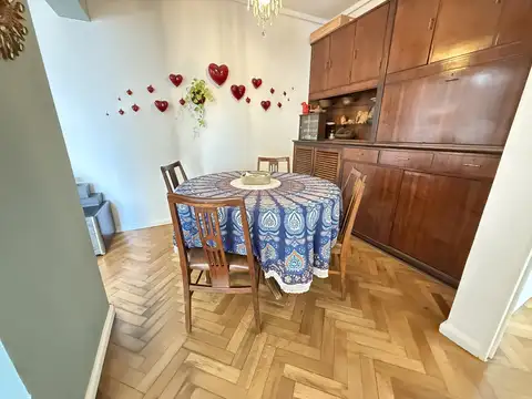 Departamento 4 ambientes con 2 baños