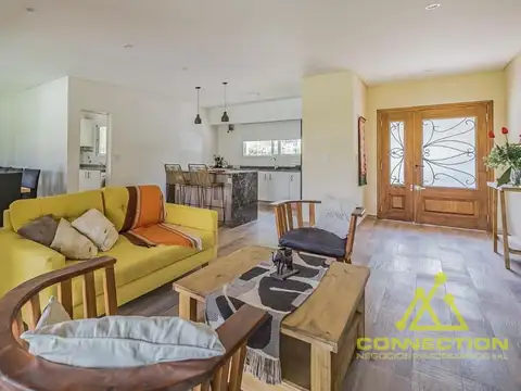 Casa 4 ambientes. Venta. Club de campo La Concepción Lujan