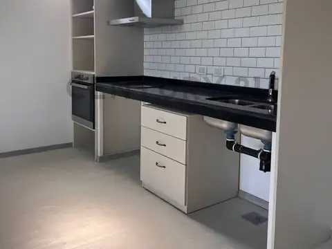 Casa 2 ambientes con 1 baño