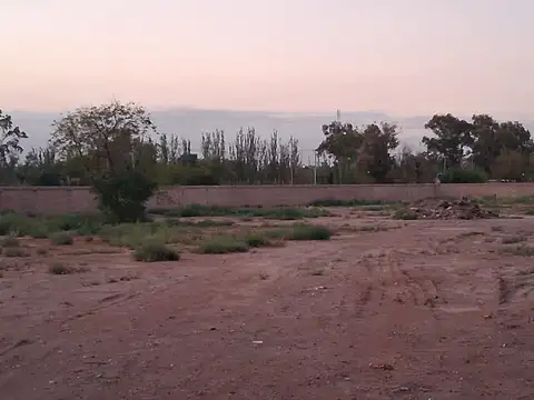 TERRENO CON GRAN POTENCIAL