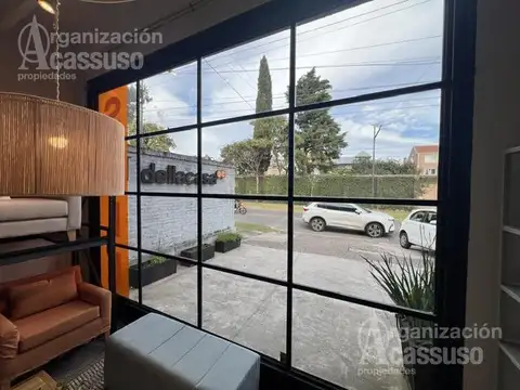 Blanco Encalada al 2600