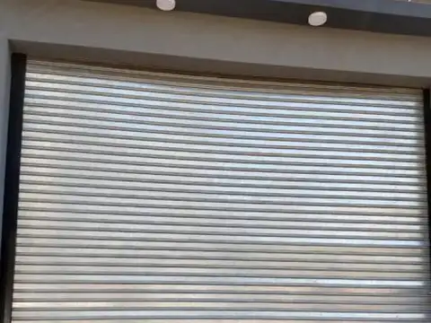 EXCELENTE OPORTUNIDAD LOCAL COMERCIAL ESCUCHA OFERTA