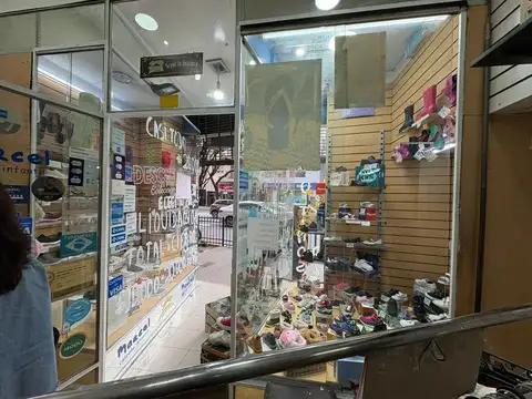 Local en Alquiler Via Pública
