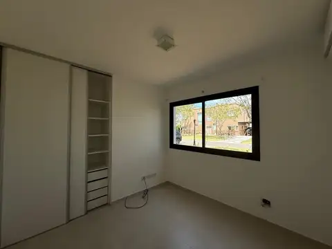 Casa Triplex  en Venta en San Matias, Escobar, G.B.A. Zona Norte