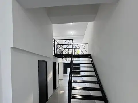 Hipolito Yrigoyen al 2400