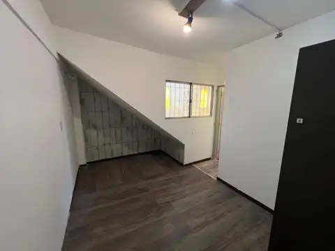 Se VENDE PH primer piso 3 ambientes