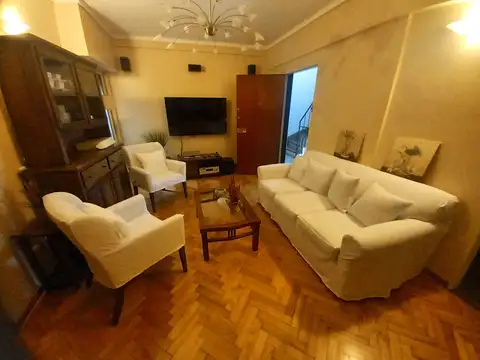 Departamento en Alquiler en Recoleta, $ 950.000