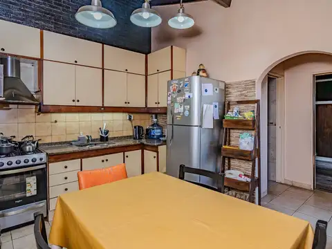 Depto Tipo Casa en Venta de 5 ambientes