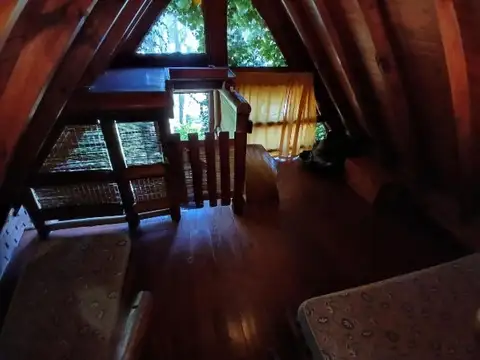 Casa 8 ambientes con 2 baños