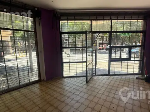 Local en Venta 70 años