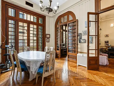 Depto Tipo Casa en Venta 100 años