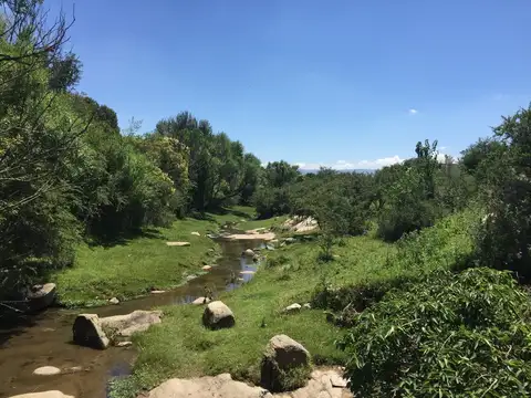 Terreno en Venta en La Falda, USD 8.084