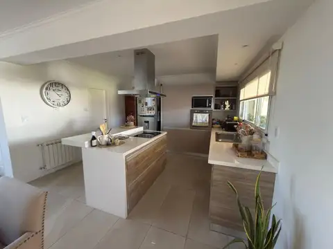 Casa en Venta en Manuel Ocampo, USD 125.000