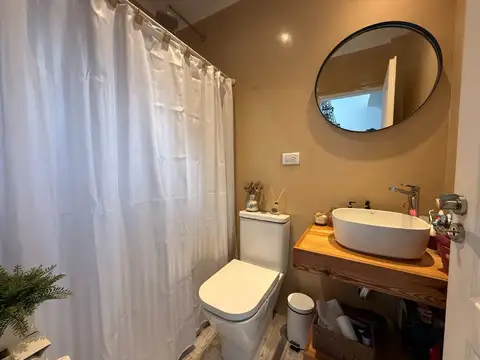 CASA EN VENTA EN MANUEL OCAMPO CON PATIO
