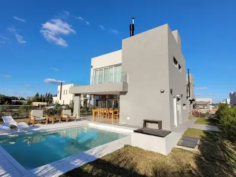 Avenida del Golf 100