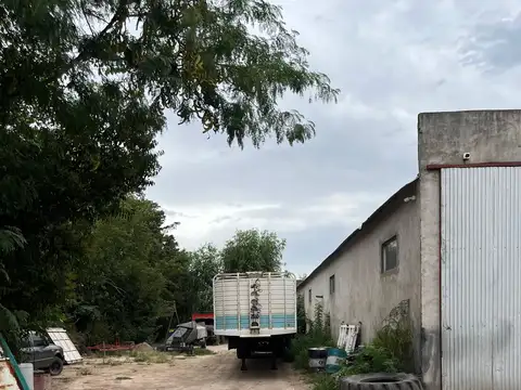 Galpon en Venta 60  mts Frente