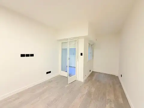 Departamento de 3 ambientes totalmente refaccionado con dos patios y baulera – Villa Devoto
