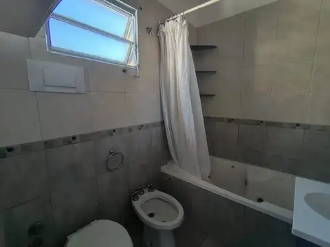 Depto Tipo Casa en Alquiler 20 años