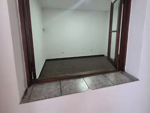 Depto Tipo Casa en Alquiler 40 años