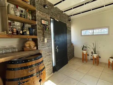 CASA Y DEPARTAMENTO CON PILETA EN LUJÁN DE CUYO