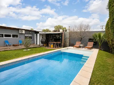 CASA Y DEPARTAMENTO CON PILETA EN LUJÁN DE CUYO