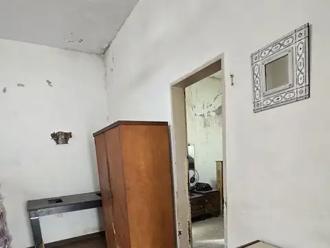 PH EN VENTA 3 AMB. PLANTA BAJA CON PATIO, CASEROS