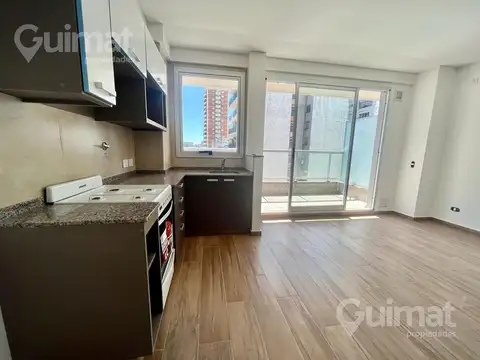 1 Amb Div c/ Balcon 43m2 - Beltran y Av. Rivadavia - Apto prof.