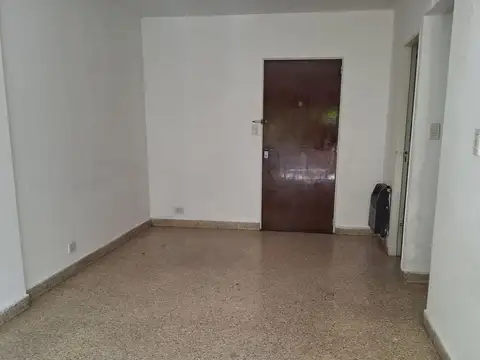 Departamento en Venta en Parque Chacabuco, USD 80.000