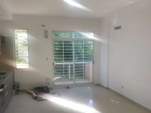 Depto Tipo Casa en Alquiler de 1 dormitorio