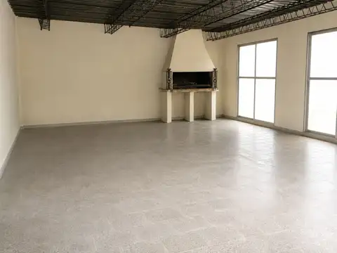 Casa 5 ambientes con 4 baños