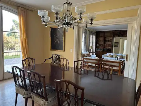Casa 6 ambientes con 3 baños