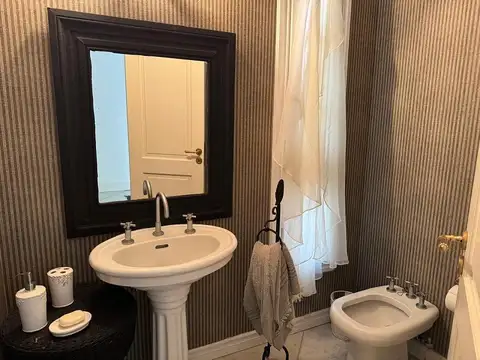 Casa en Venta al Oeste