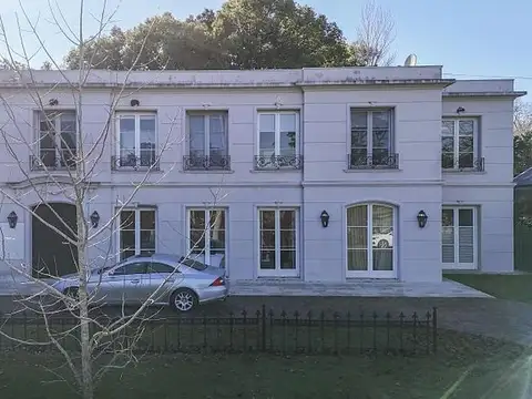Casa en Venta de 4 dormitorios