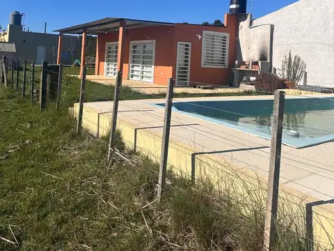 Casa en Venta con 3 cocheras
