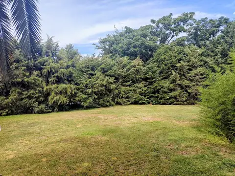 Terreno en Venta 20  mts Frente