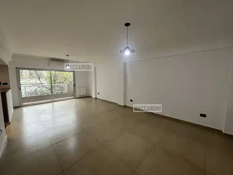 Departamento 4 ambientes con 3 baños