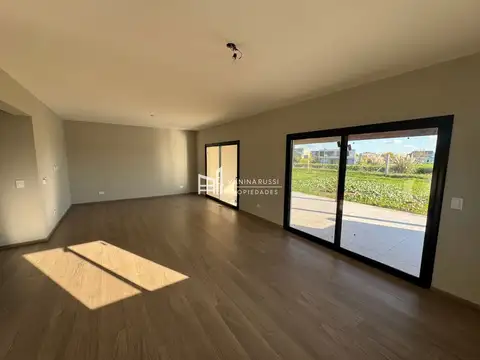 Casa en Venta en Belen de Escobar, USD 259.000