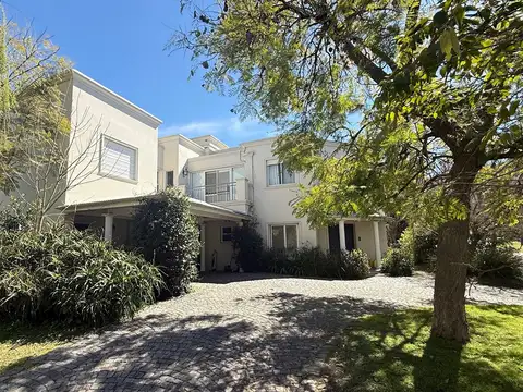NUEVO PRECIO  Casa en venta en El Talar de Pacheco. IMPERDIBLE  