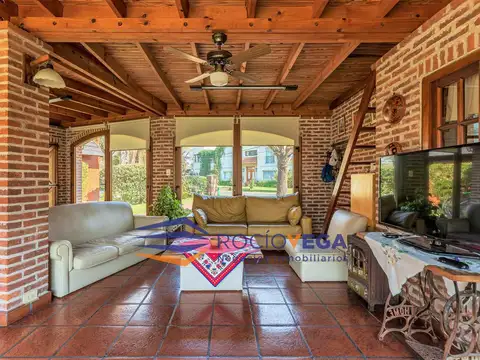Casa en Venta en Country Club Banco Provincia, USD 365.000