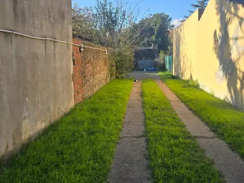 oportunidad unica - BAJA DE PRECIO - venta de galpon con casa en Villa Elisa