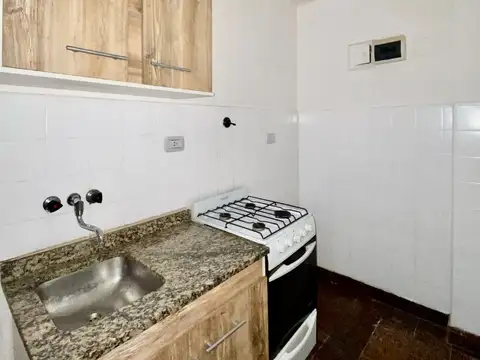 DEPARTAMENTO 2 AMBIENTES | MUY BUEN ESTADO | PARQUE PATRICIOS