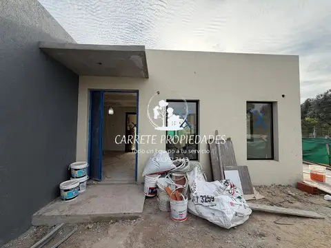 Casa en Venta en Pilar Del Este - Santa Sofia, USD 160.000