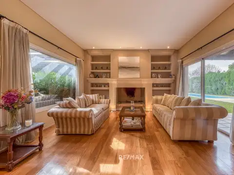 Casa en Venta en Santa Maria De Los Olivos, USD 560.000